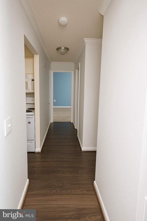18300 Streamside Dr in Gaithersburg, MD - Building Photo - Building Photo