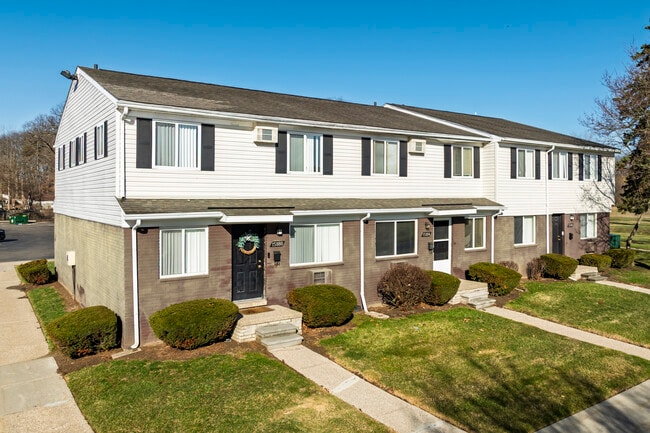 The Springs in Taylor, MI - Building Photo - Building Photo