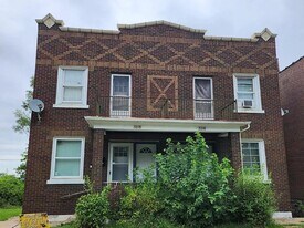 5216-5218-5218 Von Phul St in St. Louis, MO - Building Photo