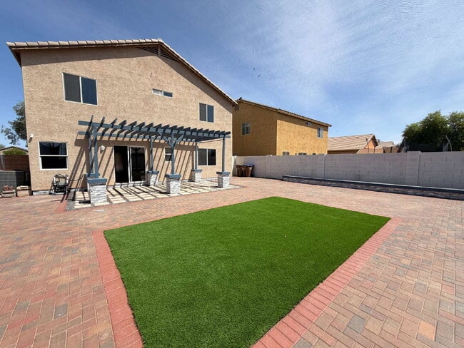 3907 E Pinto Valley Rd in San Tan Valley, AZ - Foto de edificio - Building Photo