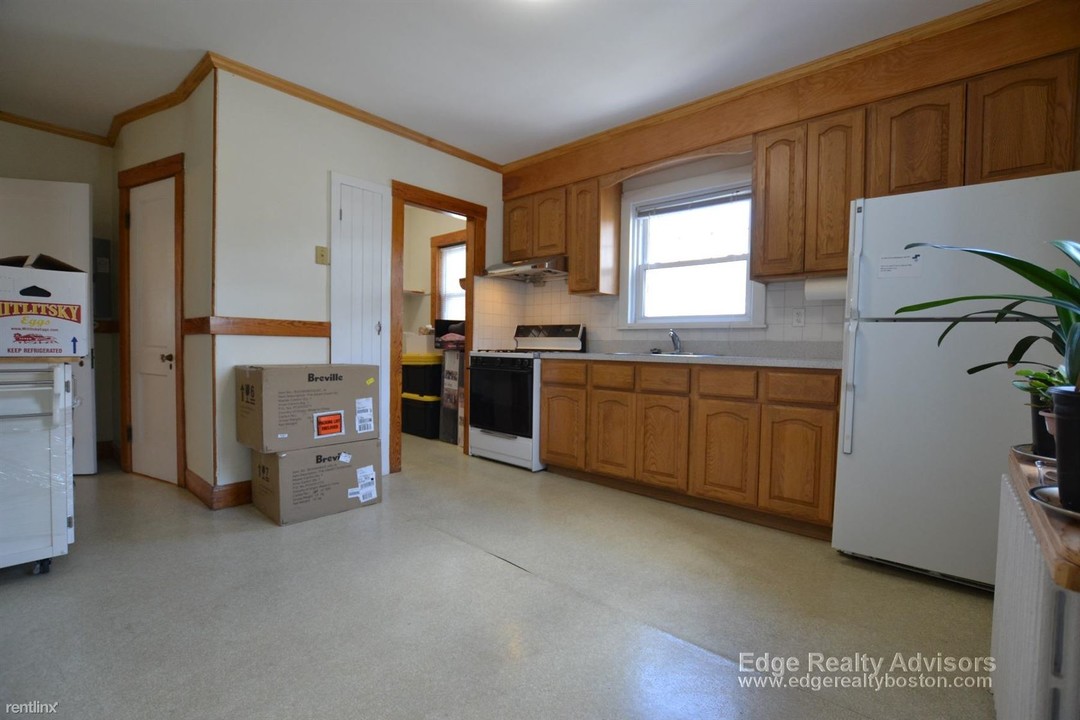 95 Bennett St in Boston, MA - Building Photo