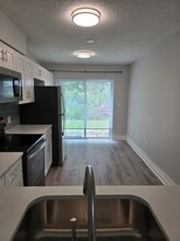 843 Cambridge Ct in Dunedin, FL - Foto de edificio - Building Photo