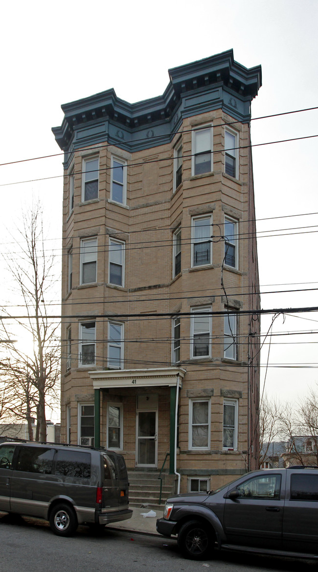 41 Hawthorne Ave in Yonkers, NY - Building Photo - Building Photo