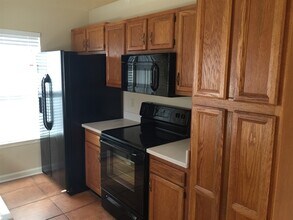 3305 Secret Isle Ln in Jacksonville, FL - Foto de edificio - Building Photo