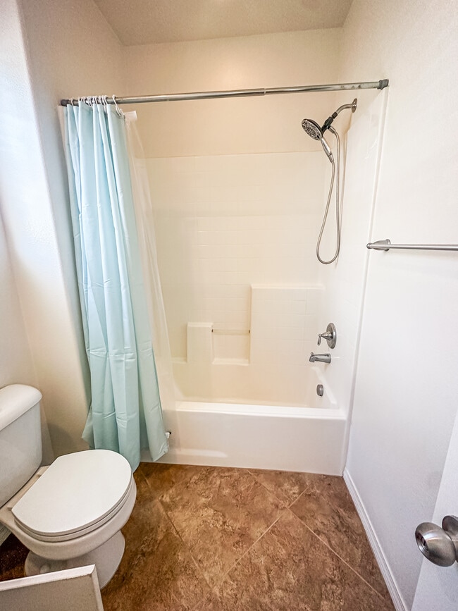 726 Owens River Dr in Oxnard, CA - Building Photo - Building Photo