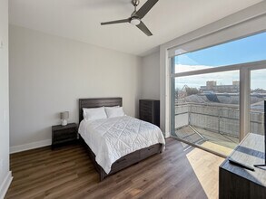 The Hillsborough in Raleigh, NC - Building Photo - Building Photo