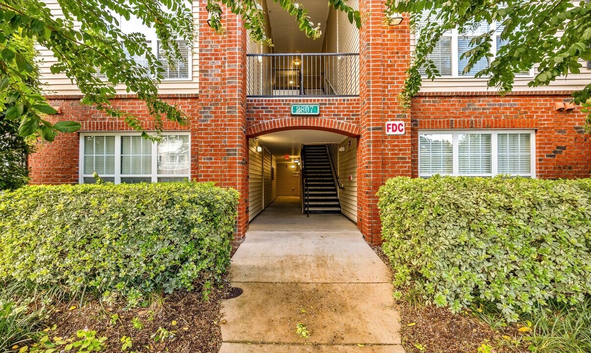 2807 Bloomfield Ln in Wilmington, NC - Building Photo