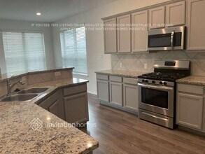 448 Pecan Landing Ln in La Marque, TX - Building Photo - Building Photo