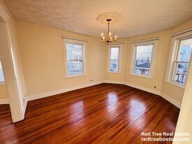 39 Montfern Ave, Unit 2 in Boston, MA - Building Photo