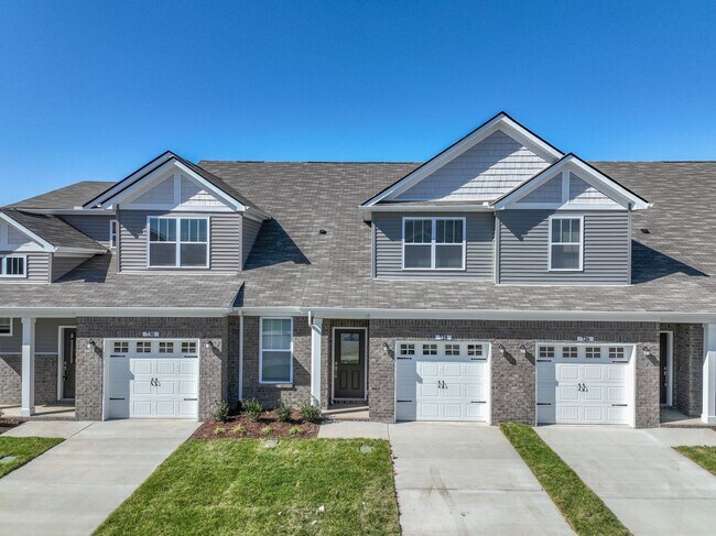 728 Mickelson Wy in Lebanon, TN - Building Photo - Building Photo