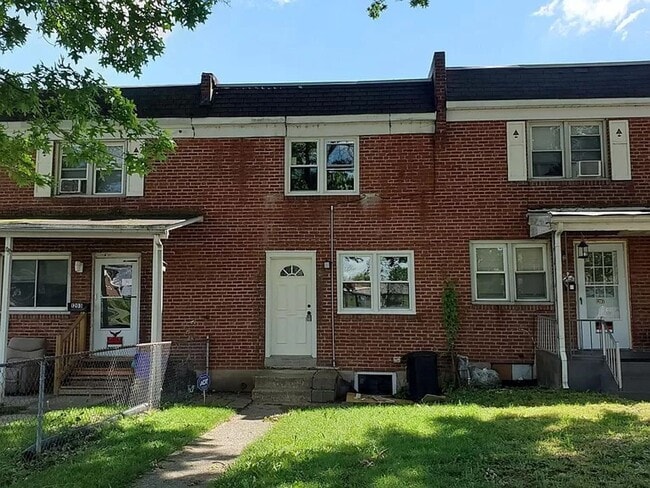 property at 1205 Rolleston St