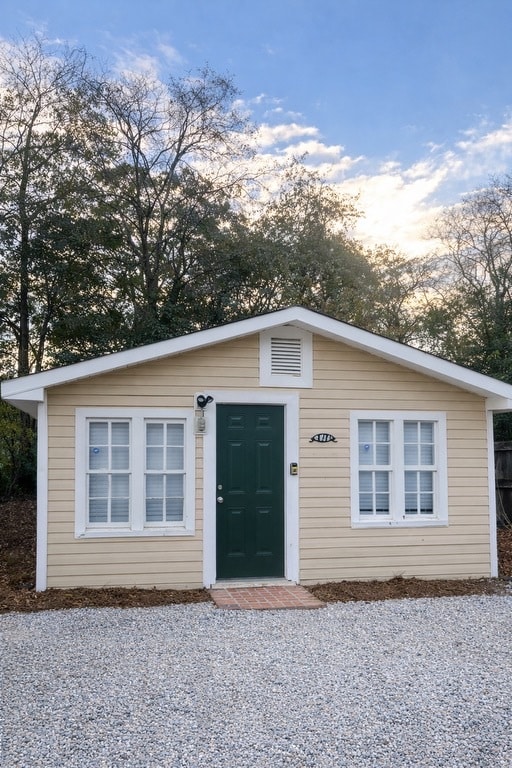 property at 1605 West St