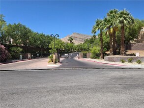 10448 Processor Ct in Las Vegas, NV - Building Photo - Building Photo