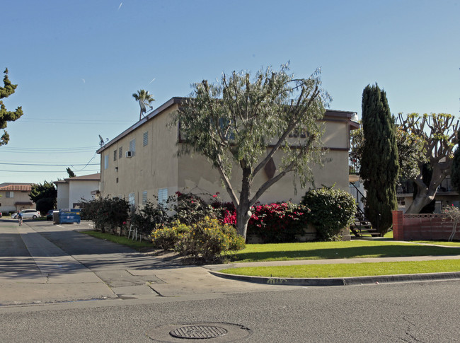 13202 Benton St in Garden Grove, CA - Building Photo - Building Photo