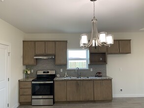 1409 Los Estribos Dr in Laredo, TX - Building Photo - Building Photo