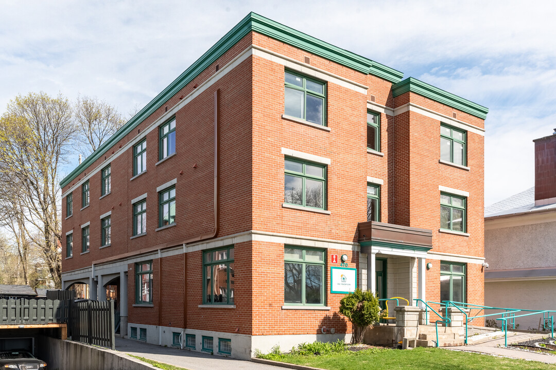 470 Grande Allée W in Québec, QC - Building Photo