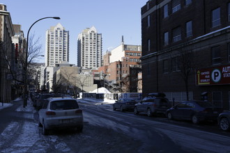 Drummond Condominiums in Montréal, QC - Building Photo - Building Photo