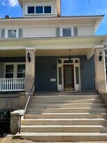 1602 Memorial Ave SW, Unit First Floor