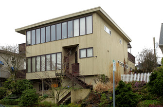 Chamboard Apartments in Seattle, WA - Foto de edificio - Building Photo