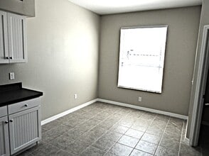 5018 Sky Blue Dr in Lutz, FL - Foto de edificio - Building Photo