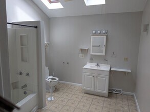 518 Washtenaw Ave in Ypsilanti, MI - Building Photo - Building Photo