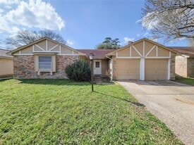20431 Jasperwood Ln in Humble, TX - Building Photo