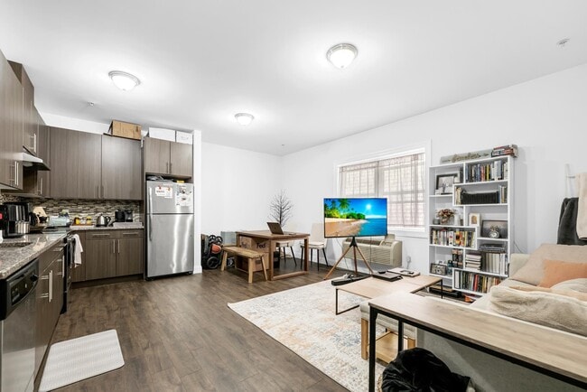 422-424-424 63rd St in West New York, NJ - Building Photo - Building Photo