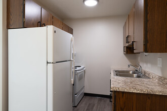 Prairie One in Fargo, ND - Building Photo - Interior Photo