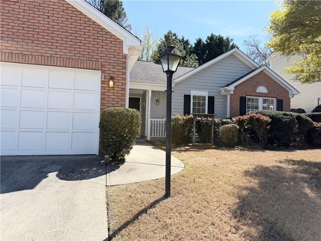 2830 White Blossom Ln in Suwanee, GA - Building Photo - Building Photo