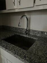 5851 NE 18th Ave, Unit 1 in Fort Lauderdale, FL - Building Photo - Building Photo