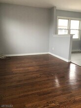 409 Gable Ln in Linden, NJ - Building Photo - Building Photo
