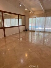 24057 Hatteras St in Los Angeles, CA - Building Photo - Building Photo