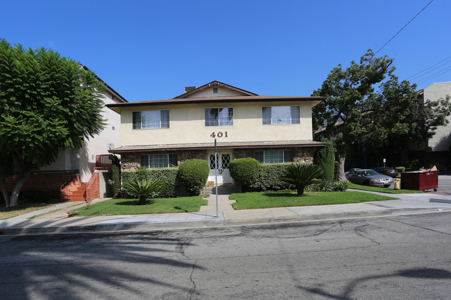 401 Palm Dr in Glendale, CA - Foto de edificio - Building Photo