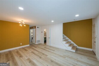 200 River Mill Cir in Roswell, GA - Building Photo - Building Photo