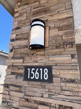 15618 W Desert Hollow Dr in Surprise, AZ - Building Photo - Building Photo