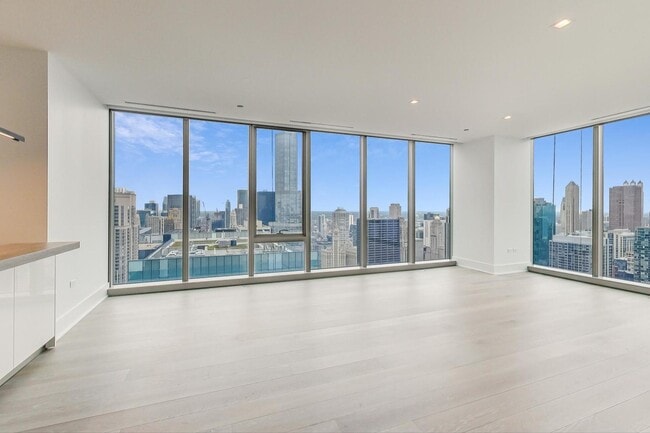 363 E Wacker Dr in Chicago, IL - Building Photo - Building Photo