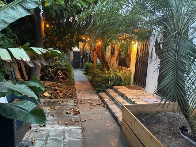 541 Washington Blvd in Marina Del Rey, CA - Building Photo