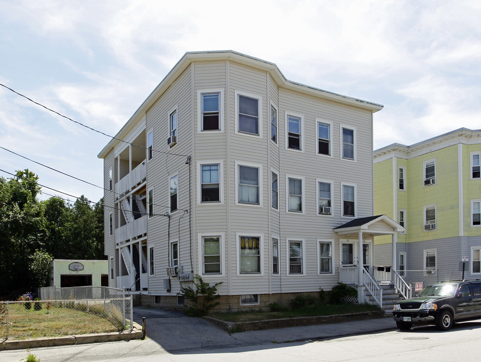 741 Somerville St in Manchester, NH - Building Photo