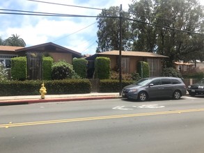 Ocean Beach Cottages in San Diego, CA - Building Photo - Building Photo