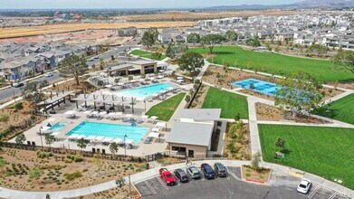 178 Junco in Irvine, CA - Building Photo - Building Photo