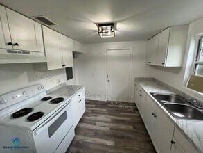 9034 Adams Ave in Jacksonville, FL - Building Photo - Building Photo