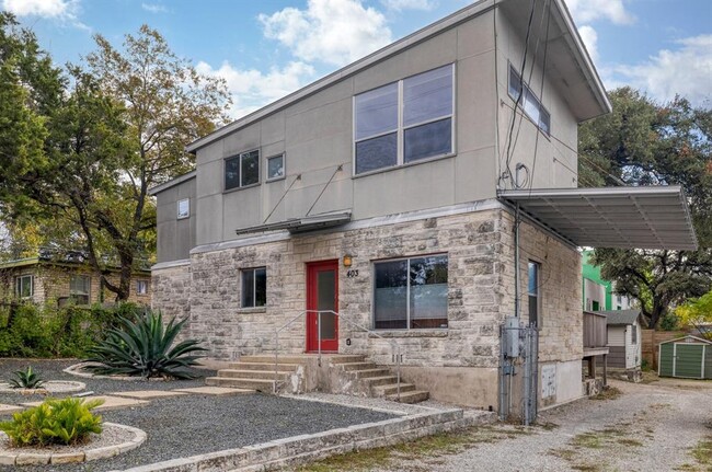 403 W Live Oak St in Austin, TX - Building Photo - Building Photo