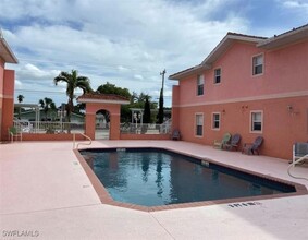 3304 Skyline Blvd in Cape Coral, FL - Building Photo - Building Photo