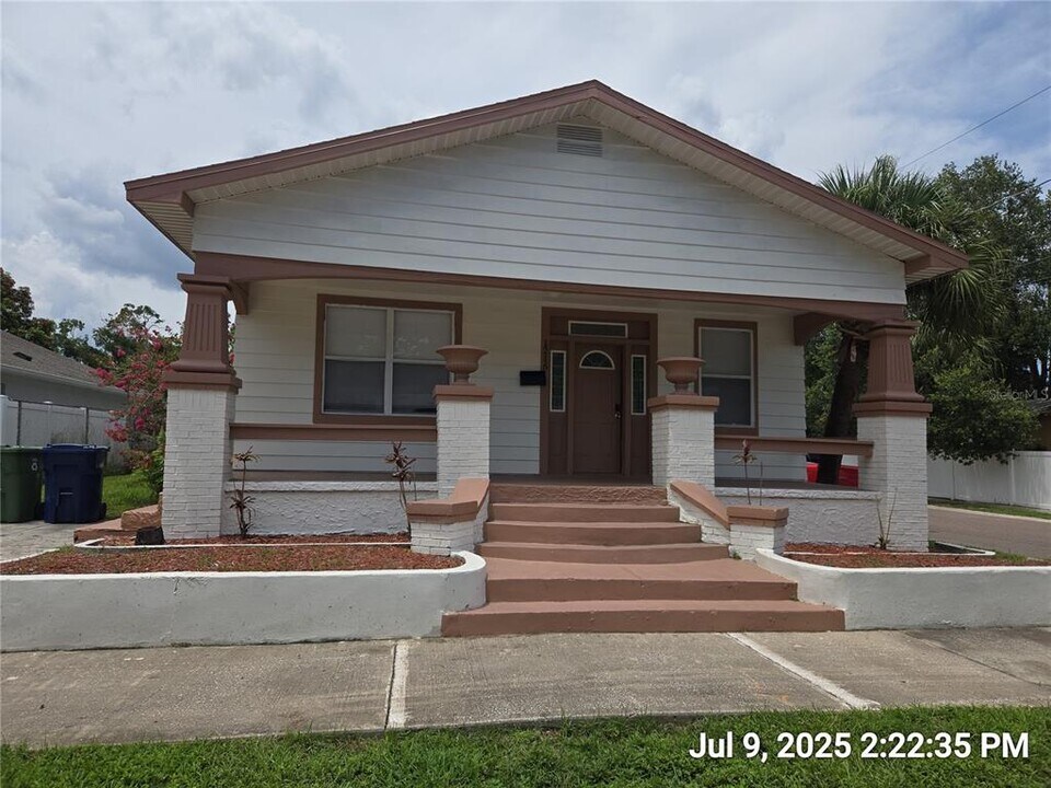 1216 E 26th Ave in Tampa, FL - Building Photo