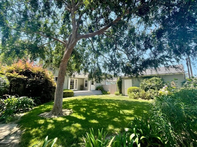 property at 3526 Santa Maria Ln