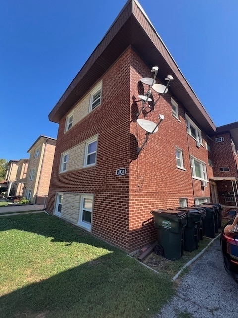 property at 2431 N 78th Ct
