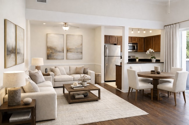 2911 Antique Oaks Cir