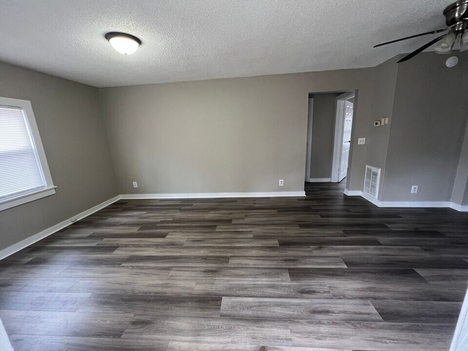 912 Tunnel Blvd in Chattanooga, TN - Building Photo