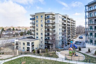 Lexington Grand in Kitchener, ON - Building Photo - Building Photo
