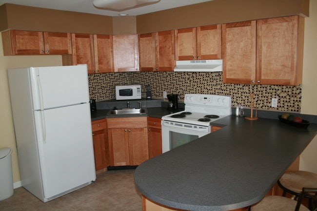 701 Richwood Ave, Unit 407 in Morgantown, WV - Building Photo - Building Photo